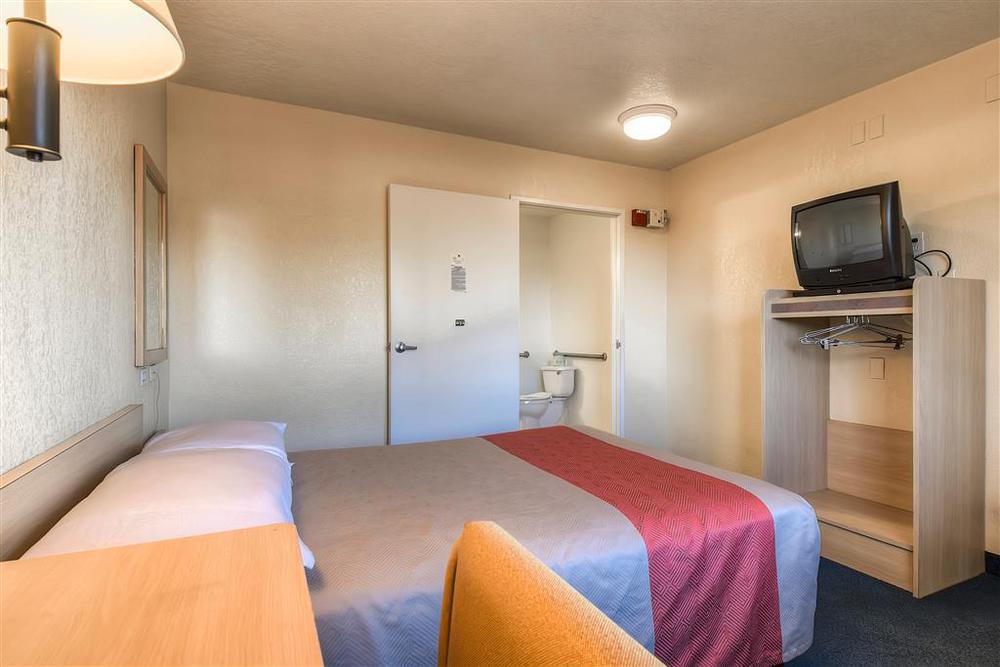 Motel 6-Rosemead, Ca - Los Angeles Bilik gambar