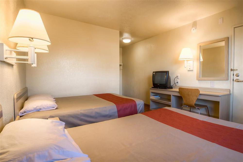 Motel 6-Rosemead, Ca - Los Angeles Bilik gambar