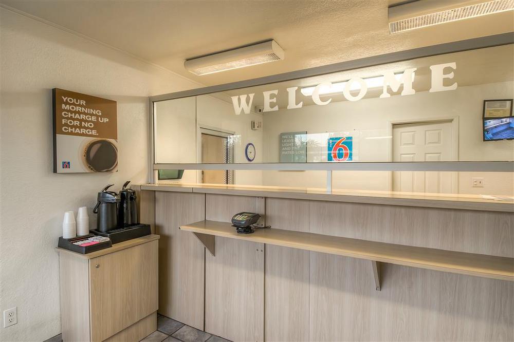 Motel 6-Rosemead, Ca - Los Angeles Dalaman gambar
